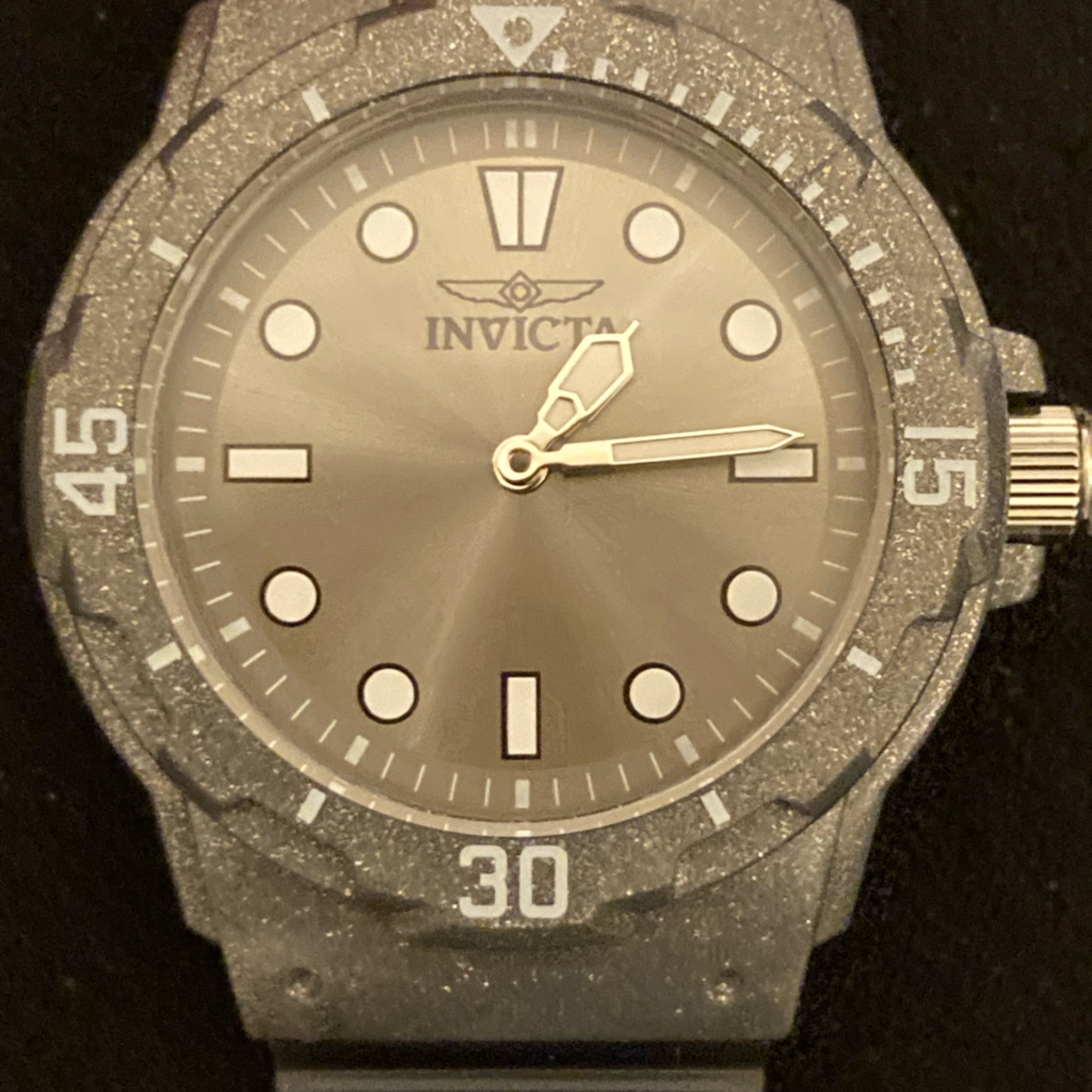 Nwt Invicta Silver-Gray Textured Watch Comes With Box